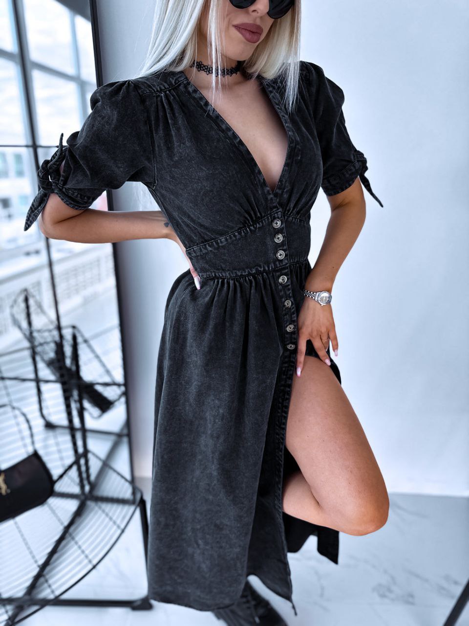 Liliana - La Sophistication du Denim Sexy